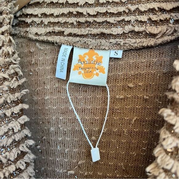 Teddy Bear Tan Sweater with pockets Small - Picture 7 of 11